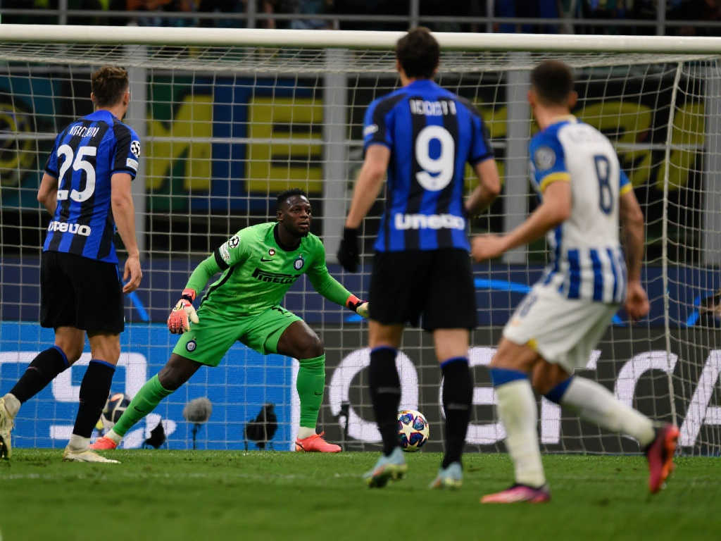 责守卫球队 责守卫球队